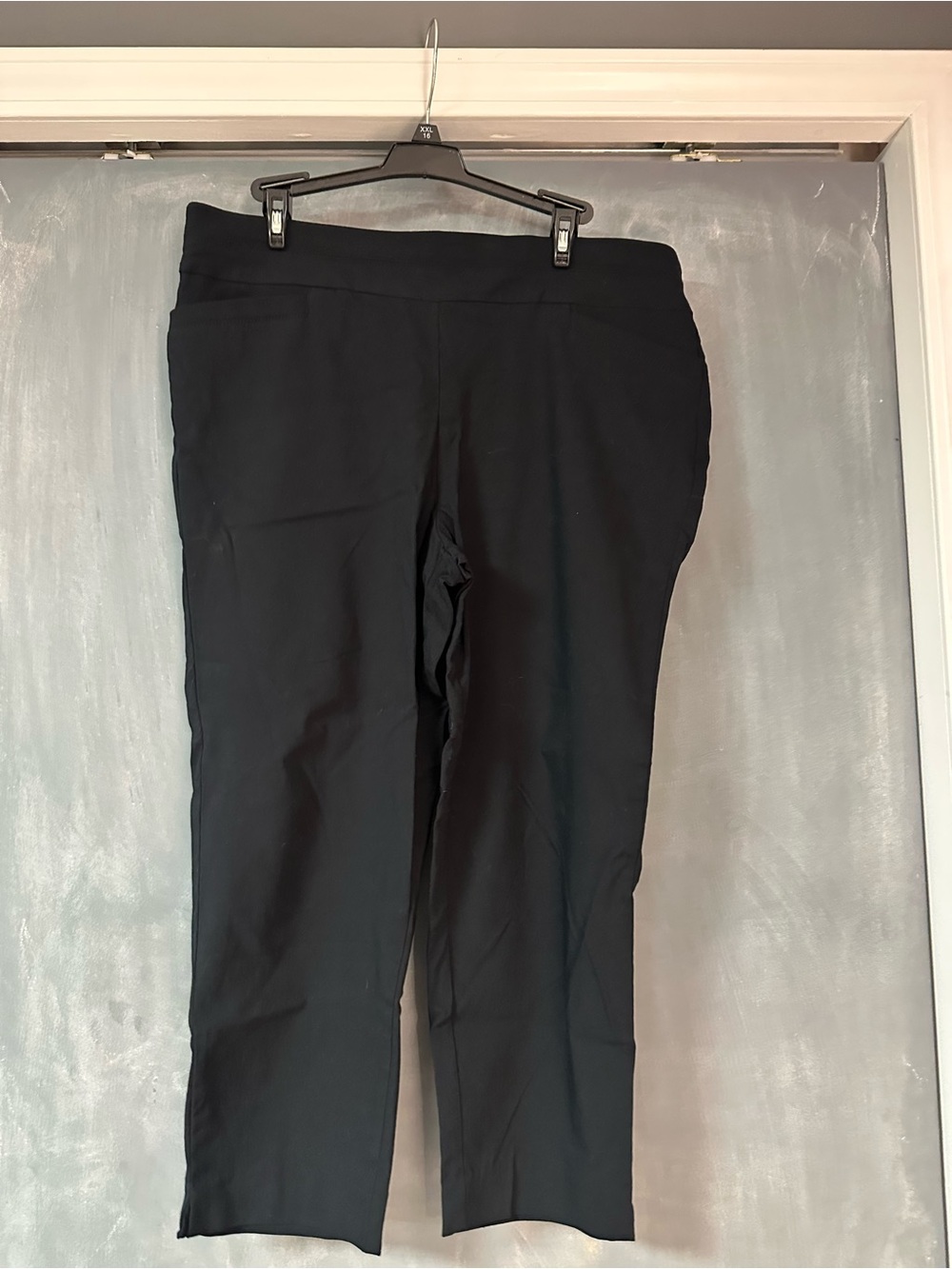 Apt. 9 Black Straight-Leg Ponte Pants